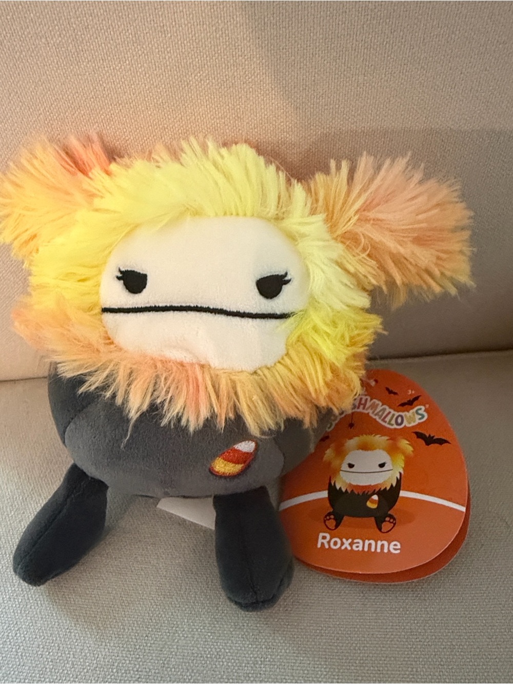 Squishmallows Halloween  4.5" Roxanne The Candy Corn Bigfoot